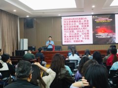 我校開(kāi)展教師消防安全培訓(xùn)活動(dòng)